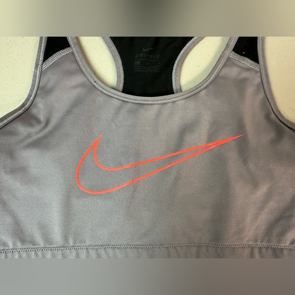 Nike Women’s Dri-Fit Sports Bra - Picture 2 of 4